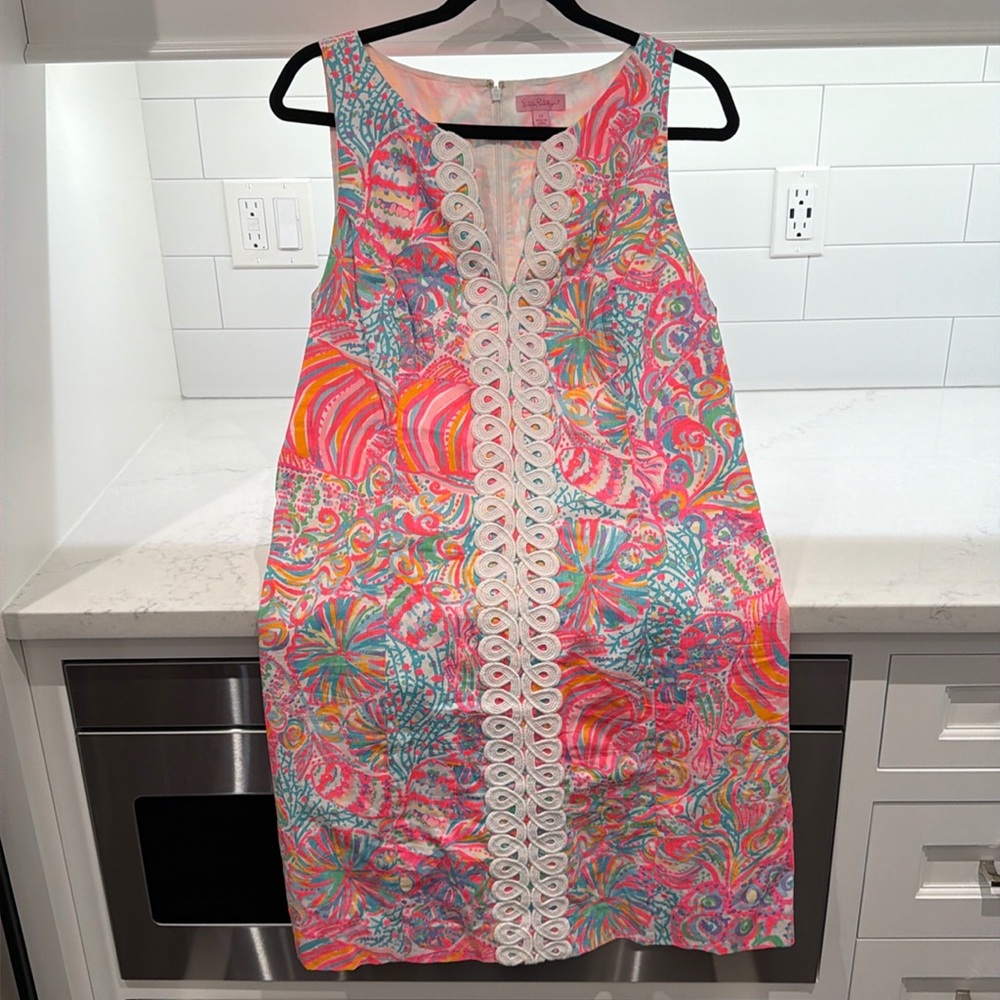 Lilly Pulitzer women’s sheath dress - size 12 - perfect condition